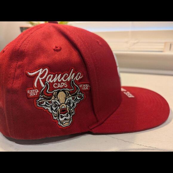 Lariat Red Rancho's Collectors Snapback Hat- Chicago Bulls - Picture 3 of 6